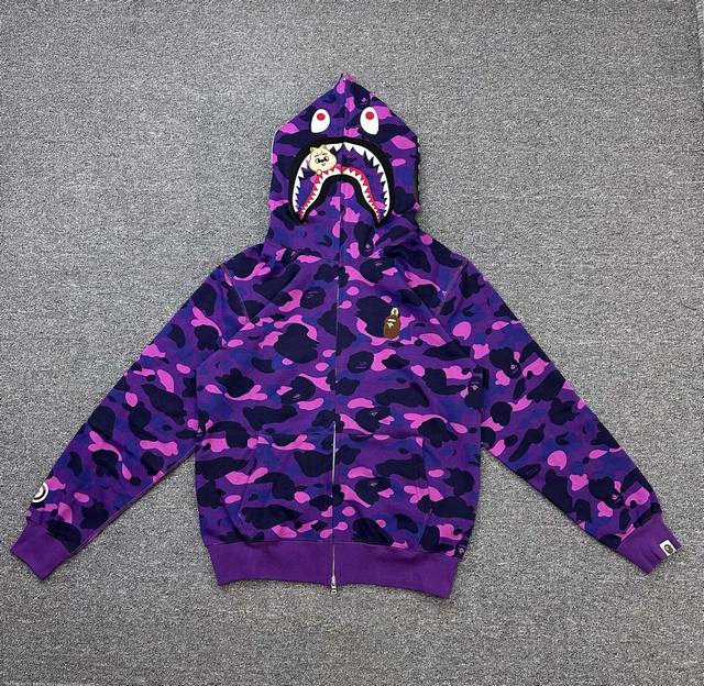 290 Xx202 Bape Stray Kids Collaboration Fw25 Shark Short-tailed Quokka Embroider 290 Xx202 Bape Stray Kids Collaboration Fw25 Shark Short-tailed Quokka Embroider