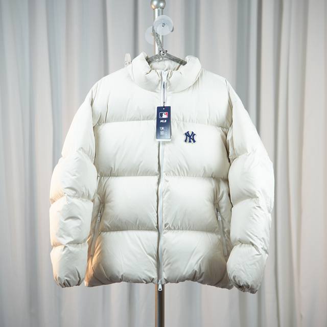 390 Mlb Short Down Jacket with Large Logo Print on the Back () Korean Mlb New Do 390 Mlb Short Down Jacket with Large Logo Print on the Back () Korean Mlb New Do