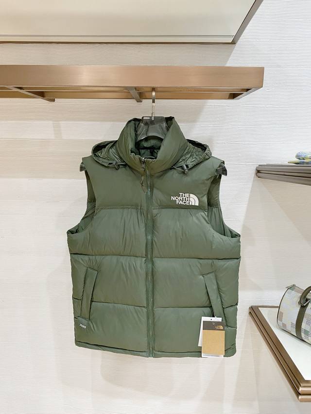 p230 The North Face 1996 Classic Couple Vest Sizes: Xs SML XL XXL Colors: Matcha