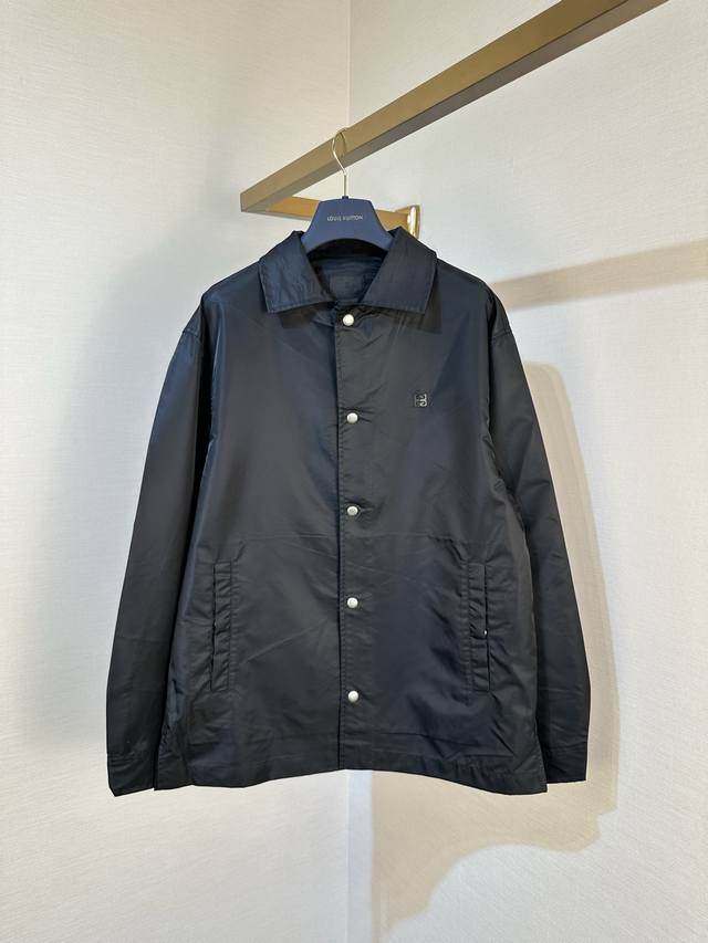 p380 Givenchy Fw26 Solid Color Single-Breasted Lapel Long-Sleeve Shirt Men's Bla p380 Givenchy Fw26 Solid Color Single-Breasted Lapel Long-Sleeve Shirt Men's Bla