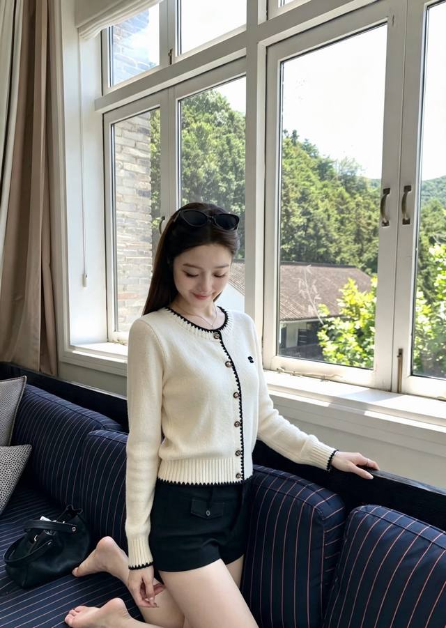 130 Style No.: 24507 Chanel Beaded Button-Up Neckline Knit Cardigan