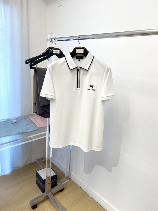 220 Arc'teryx, 2026 latest short-sleeved T-shirt, stylish and cool, featuring an