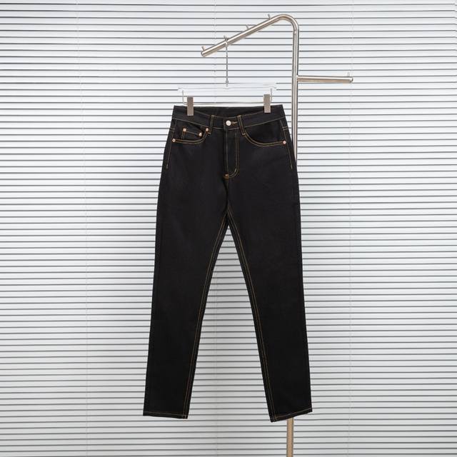 180 Top-tier version, distinguishing it from common goods. Style: Evisu minimali