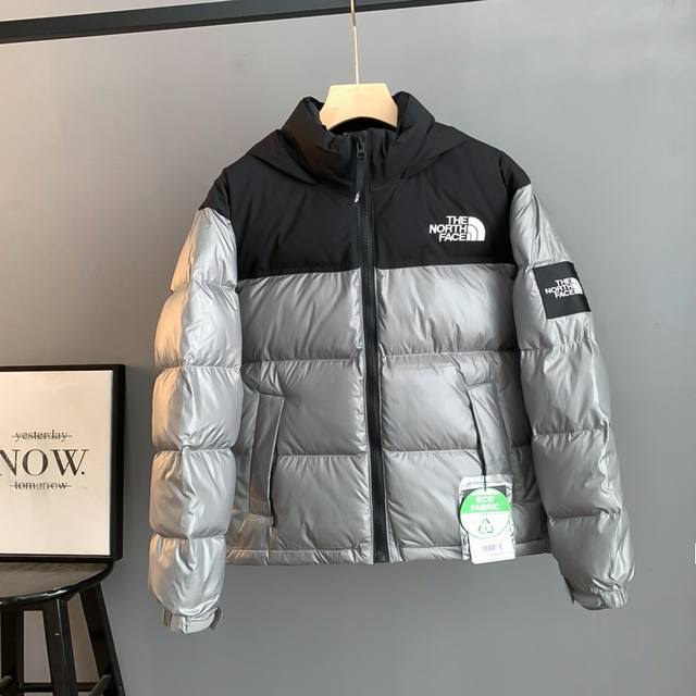 p370 | The North Face Large Check Down Jacket : Product Colors: Black, Ether Blu