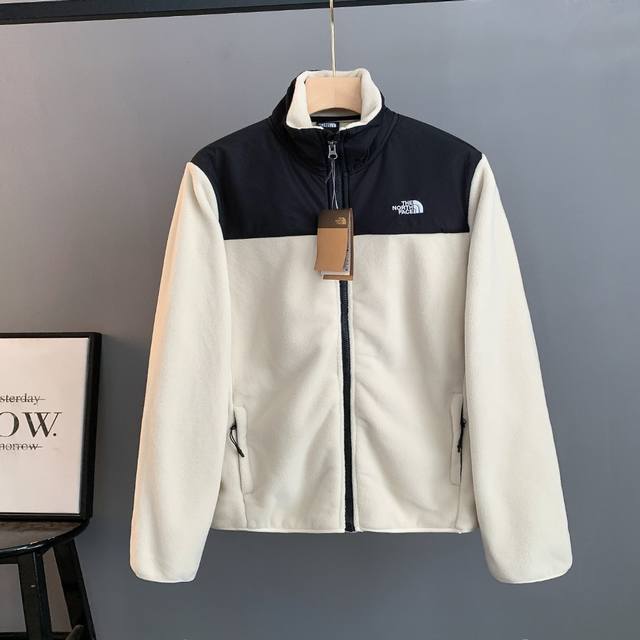 p210 The North Face lining The fabric uses a double-brush single-gravel process,