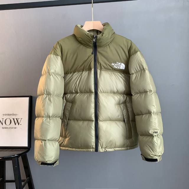 p440 The North Face 90s Down Jacket The North Face vintage 90s celebrity style d