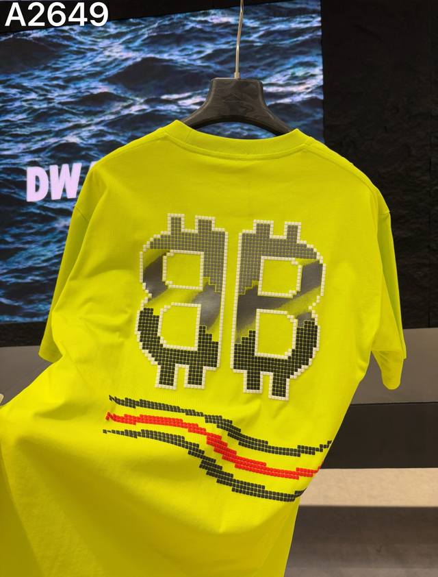 Heavy-duty version, hot-selling new short-sleeved T-shirt. Balenciaga 2026 new u