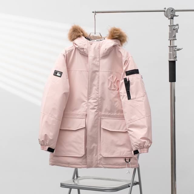 430 Mlb | Yankees Workwear Fur-Collar Hooded Down Jacket Color: Pink Size: Xs-L 430 Mlb | Yankees Workwear Fur-Collar Hooded Down Jacket Color: Pink Size: Xs-L