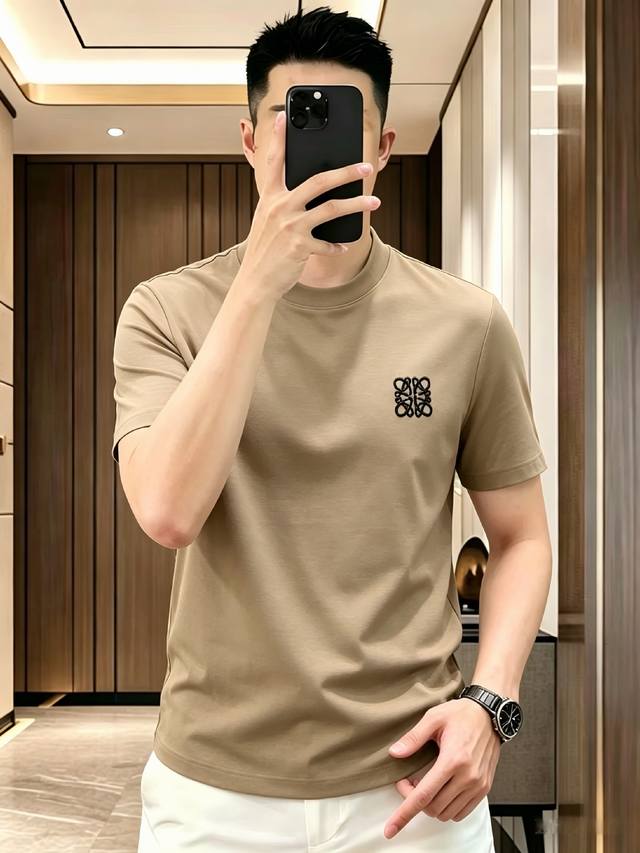 High-end Casual Short-Sleeve T-Shirt Item No.: 82217-p170 Brand: Loewe Color: As High-end Casual Short-Sleeve T-Shirt Item No.: 82217-p170 Brand: Loewe Color: As