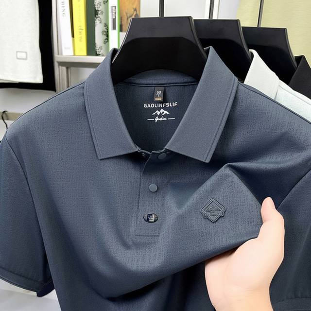p160 Fendi 2026 Spring/Summer High-Quality Seamless Men's Polo Shirt, Short Slee p160 Fendi 2026 Spring/Summer High-Quality Seamless Men's Polo Shirt, Short Slee