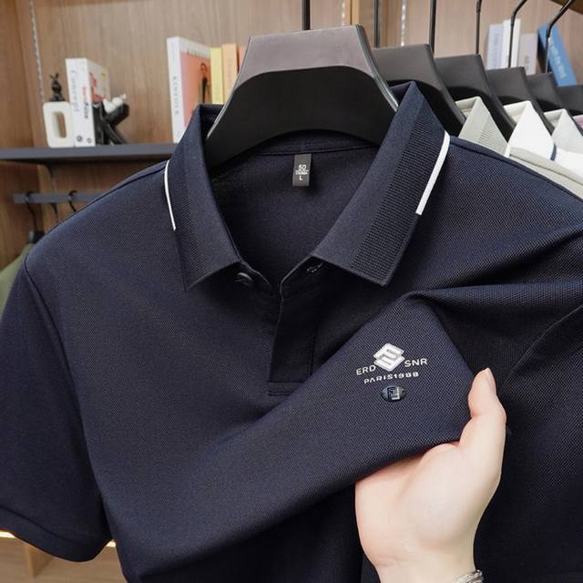p160 Fendi 2026 Spring/Summer High-Quality Men's Seamless Polo Shirt, Short Slee p160 Fendi 2026 Spring/Summer High-Quality Men's Seamless Polo Shirt, Short Slee