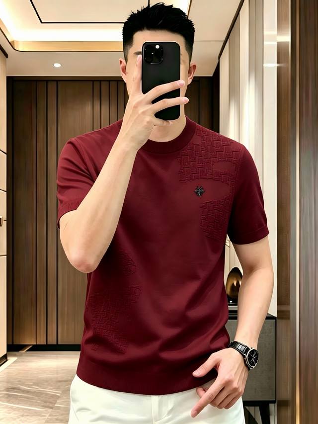 High-Quality Brand Knitted T-Shirt Item No.: 26179-p190 Brand: Dior Sizes: M-4XL