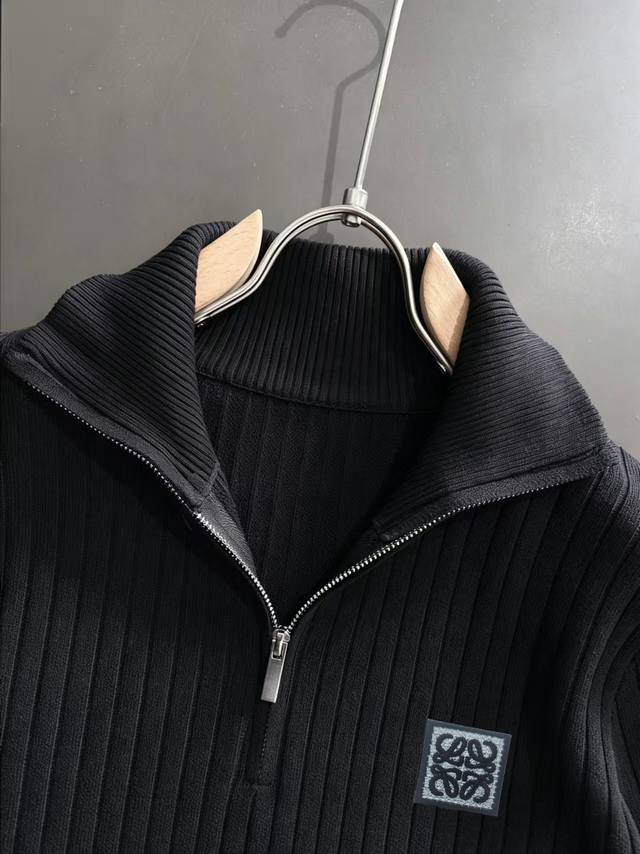 Ships the next day p180 Loewe 2026 Summer Men's Knitted Ribbed Half-Zip Collar S Ships the next day p180 Loewe 2026 Summer Men's Knitted Ribbed Half-Zip Collar S