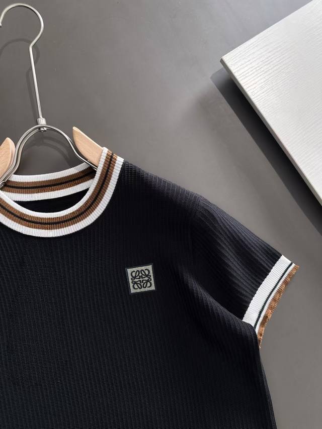 Ships the next day (p180) Loewe 2026 Spring/Summer Men's College Style Color Blo Ships the next day (p180) Loewe 2026 Spring/Summer Men's College Style Color Blo