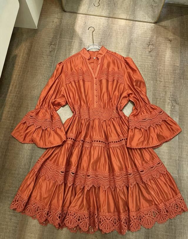 p340 Original high-quality women's dress with packaging designer V-neck bell sle p340 Original high-quality women's dress with packaging designer V-neck bell sle