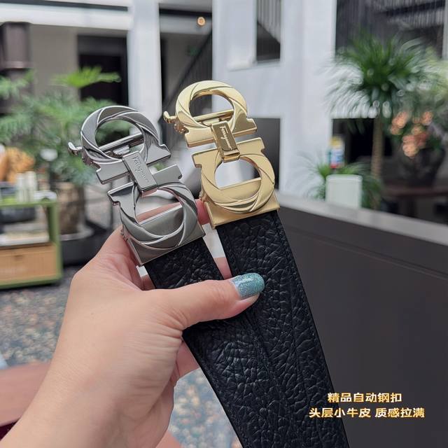 390 Gift Hot Item: Ferragamo's stunning automatic buckle with a 3.5cm sliding tr