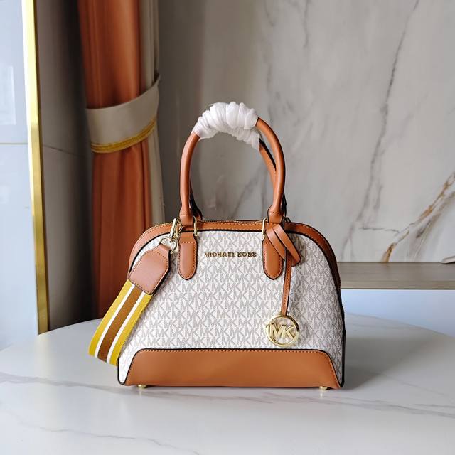 220 Mk US proxy purchase: Michael Coles Mk Women's Jet Set New Handbag/Crossbody 220 Mk US proxy purchase: Michael Coles Mk Women's Jet Set New Handbag/Crossbody