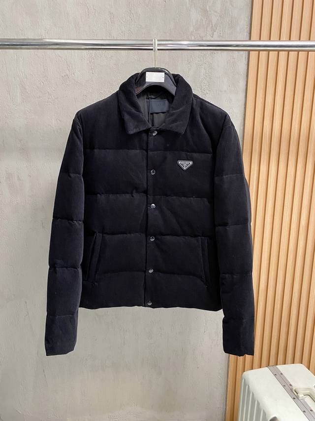 p680 High-end version, pay attention to details. Prada 25Fw. This triangular log