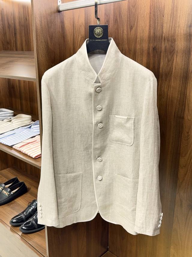 p780 Luxurious and elegant lambskin trim! Stand-up collar Zhongshan suit design