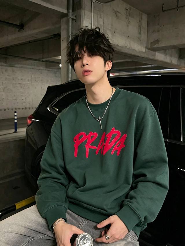 p220 prad*A 2026 Autumn/Winter New Unisex Long-Sleeved Sweatshirt, the latest ex p220 prad*A 2026 Autumn/Winter New Unisex Long-Sleeved Sweatshirt, the latest ex