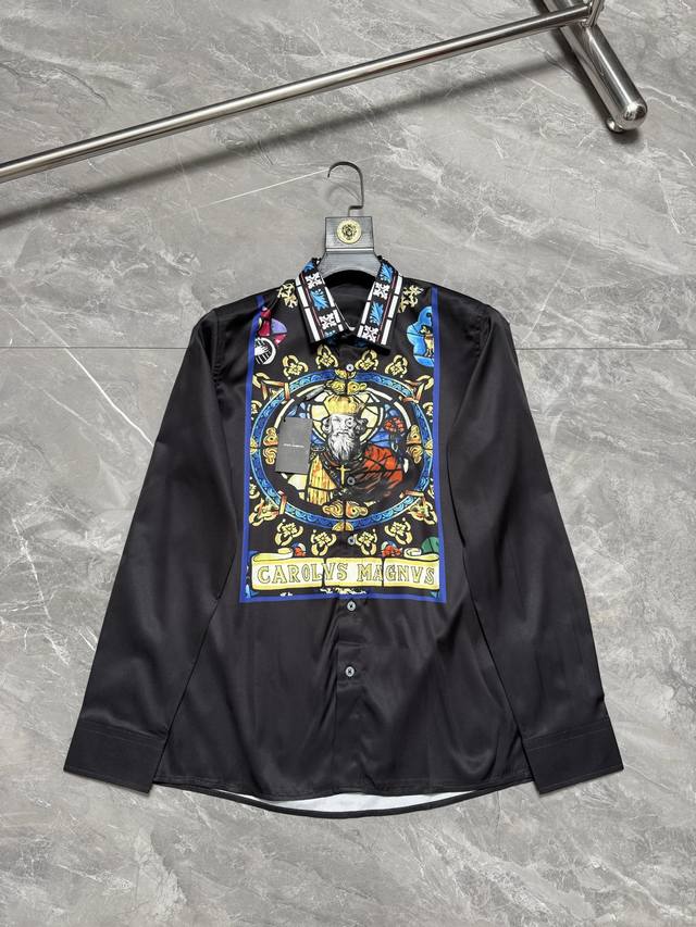 p200 Dolce & Gabban* Royal King Series Print Shirt Sizes: 38, 39, 40, 41, 42 Col