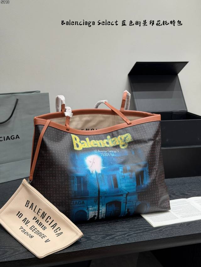 p210 No box Size: 40.30cm Balenciaga Select blue street scene print tote bag, ju