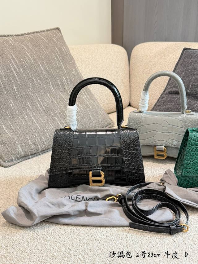 p350 Original cowhide Balenciaga Hourglass bag with crocodile pattern. Size S, m