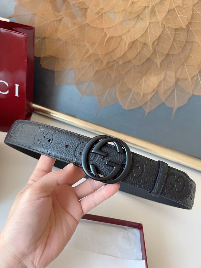 p200 Gucci 经典全皮压花宽度4.0Cm 专柜新版Logo横标，原版进口南非皮底，精品双G钢扣 高端品质，不惧对比。