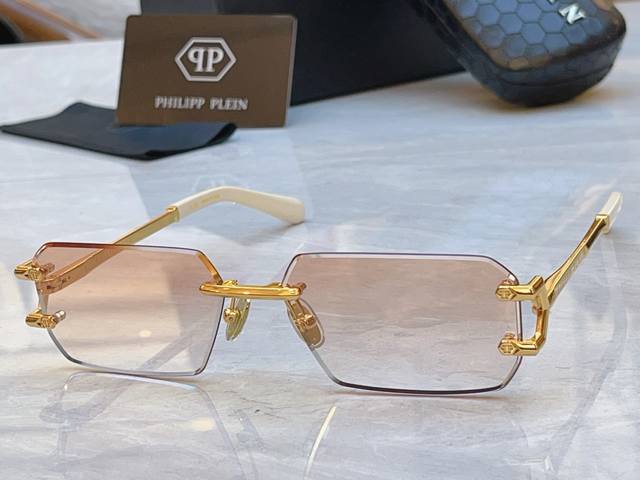 p220, philipp plei* 新款太阳镜, Mod:Spp270M,Size:61口16-145 p220, philipp plei* 新款太阳镜, Mod:Spp270M,Size:61口16-145
