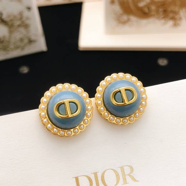 p70编号Ded0601 Dio*最新款圆形蓝色耳钉 一致Zp黄铜材质
