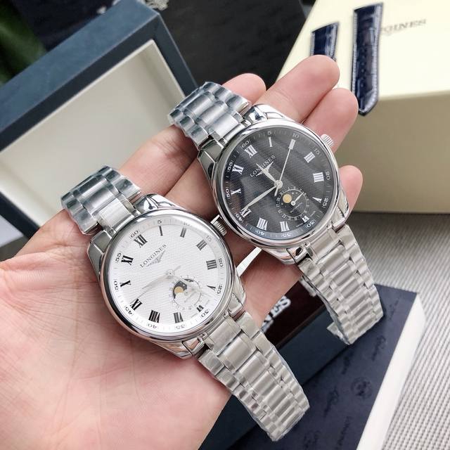 1630 is a replica of the original model, featuring a uniquely corrected L899.2 a
